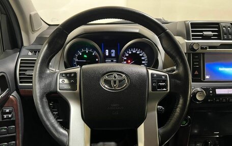 Toyota Land Cruiser Prado 150 рестайлинг 2, 2014 год, 3 250 000 рублей, 30 фотография