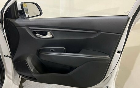 KIA Rio IV, 2021 год, 1 400 000 рублей, 31 фотография