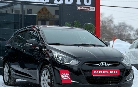 Hyundai Solaris II рестайлинг, 2011 год, 660 000 рублей, 2 фотография