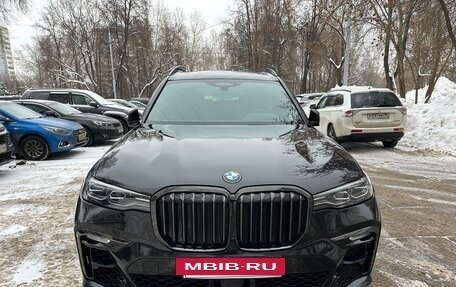 BMW X7, 2021 год, 8 350 000 рублей, 2 фотография