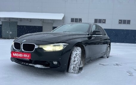 BMW 3 серия, 2015 год, 1 600 000 рублей, 4 фотография