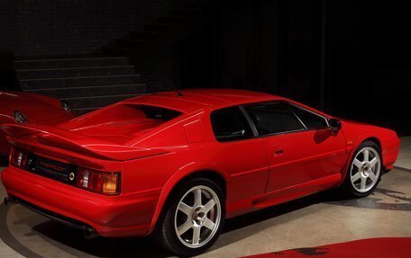 Lotus Esprit V, 1996 год, 16 000 000 рублей, 13 фотография