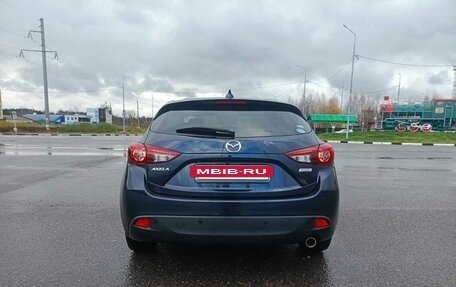 Mazda Axela, 2015 год, 1 300 000 рублей, 4 фотография
