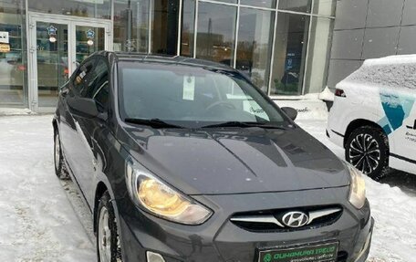 Hyundai Solaris II рестайлинг, 2014 год, 862 000 рублей, 3 фотография