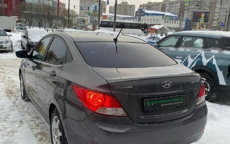 Hyundai Solaris II рестайлинг, 2014 год, 862 000 рублей, 8 фотография