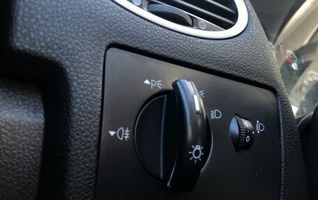 Ford Focus II рестайлинг, 2005 год, 370 000 рублей, 14 фотография