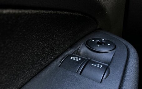 Ford Focus II рестайлинг, 2005 год, 370 000 рублей, 13 фотография