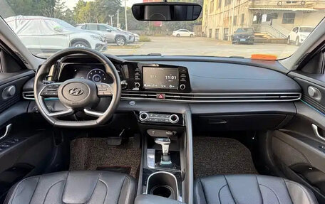 Hyundai Elantra, 2022 год, 1 376 125 рублей, 10 фотография