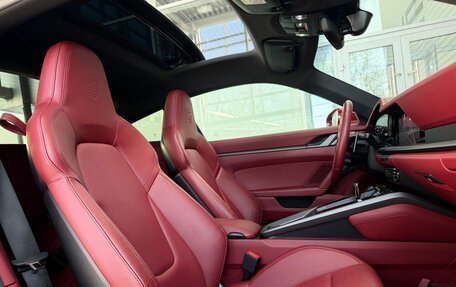 Porsche 911, 2020 год, 16 990 000 рублей, 15 фотография