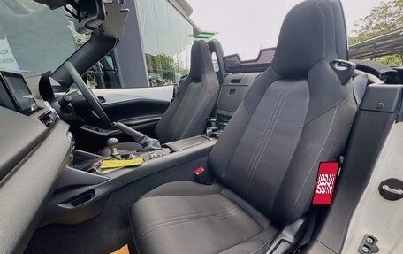 Mazda Roadster IV (ND), 2022 год, 1 700 000 рублей, 8 фотография