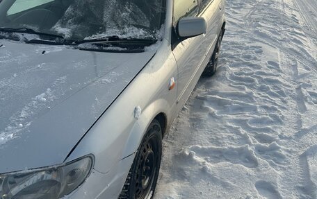 Mazda Familia, 2001 год, 250 000 рублей, 2 фотография