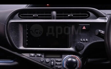 Toyota Aqua I, 2014 год, 900 000 рублей, 10 фотография