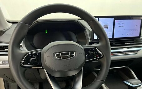 Geely Emgrand, 2023 год, 1 880 000 рублей, 13 фотография