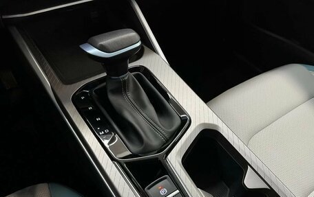 Geely Emgrand, 2023 год, 1 880 000 рублей, 19 фотография