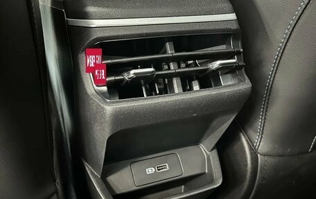 Geely Emgrand, 2023 год, 1 880 000 рублей, 9 фотография