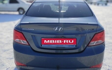 Hyundai Solaris II рестайлинг, 2015 год, 900 000 рублей, 1 фотография