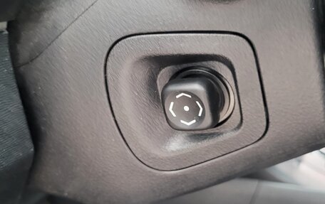 Toyota Avensis III рестайлинг, 2009 год, 12 фотография