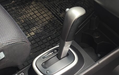 Nissan Tiida, 2011 год, 820 000 рублей, 22 фотография