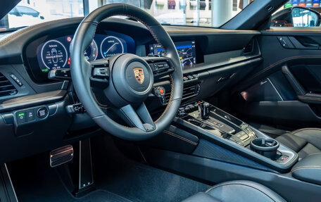 Porsche 911, 2026 год, 24 000 000 рублей, 13 фотография