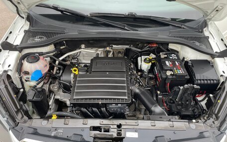 Skoda Yeti I рестайлинг, 2017 год, 1 200 000 рублей, 16 фотография