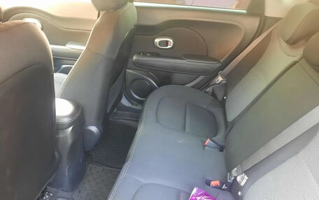 KIA Soul II рестайлинг, 2017 год, 1 600 000 рублей, 12 фотография