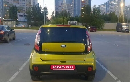 KIA Soul II рестайлинг, 2017 год, 1 600 000 рублей, 6 фотография