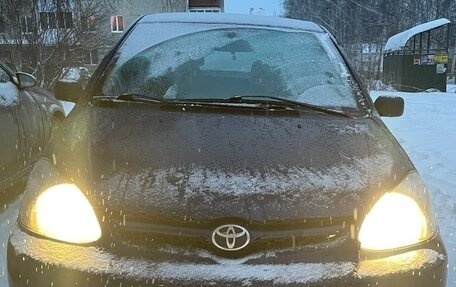 Toyota Echo, 2003 год, 350 000 рублей, 1 фотография