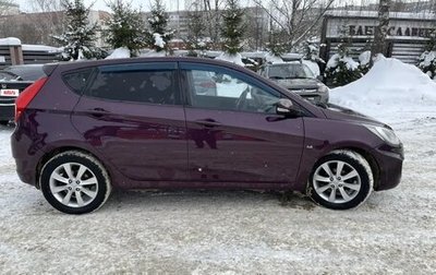 Hyundai Solaris II рестайлинг, 2012 год, 660 000 рублей, 1 фотография