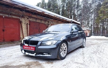 BMW 3 серия, 2006 год, 660 000 рублей, 1 фотография