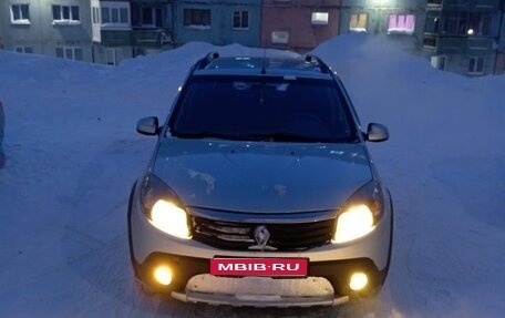 Renault Sandero I, 2013 год, 580 000 рублей, 1 фотография