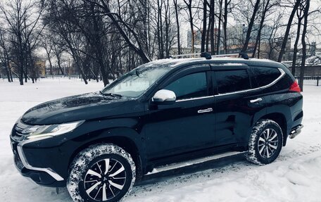 Mitsubishi Pajero Sport III рестайлинг, 2017 год, 2 430 000 рублей, 4 фотография