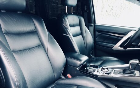 Mitsubishi Pajero Sport III рестайлинг, 2017 год, 2 430 000 рублей, 24 фотография