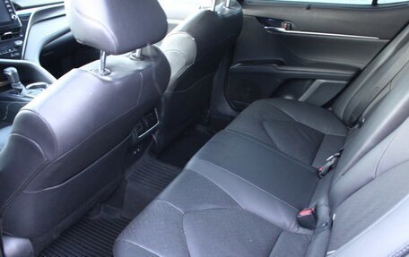 Toyota Camry, 2021 год, 3 050 000 рублей, 14 фотография