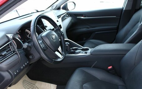 Toyota Camry, 2021 год, 3 050 000 рублей, 20 фотография