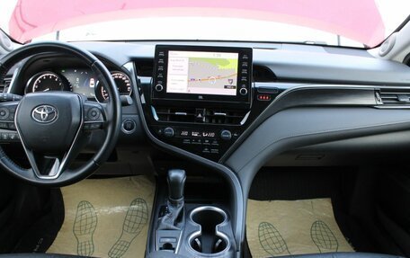 Toyota Camry, 2021 год, 3 050 000 рублей, 23 фотография