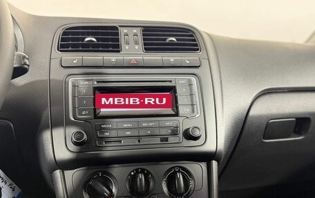 Volkswagen Polo VI (EU Market), 2013 год, 920 000 рублей, 16 фотография