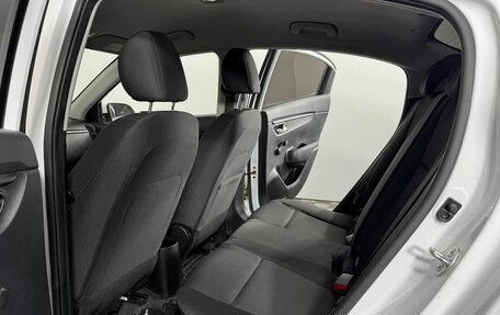 KIA Rio IV, 2021 год, 1 660 000 рублей, 10 фотография