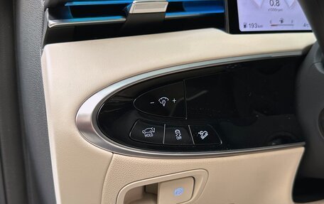 Genesis GV70, 2025 год, 7 900 000 рублей, 13 фотография