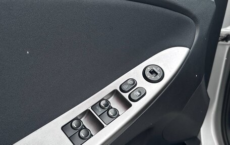 Hyundai Solaris II рестайлинг, 2014 год, 840 000 рублей, 6 фотография