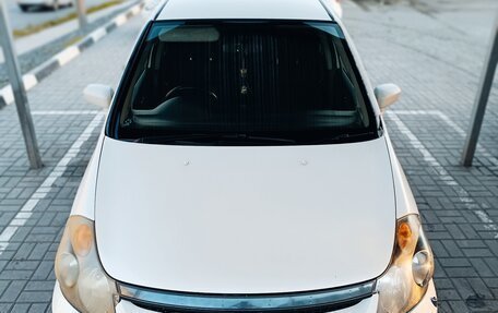 Honda Stream I рестайлинг, 2004 год, 600 000 рублей, 2 фотография