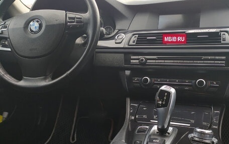 BMW 5 серия, 2013 год, 1 950 000 рублей, 3 фотография