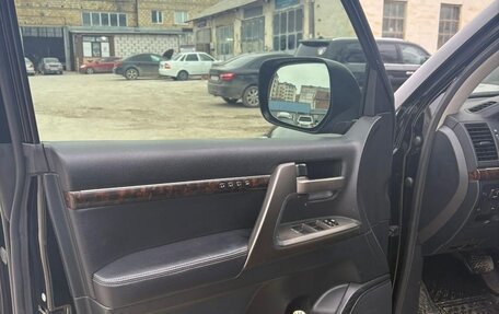 Toyota Land Cruiser 200, 2011 год, 3 500 000 рублей, 2 фотография