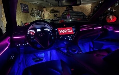 Toyota Camry, 2018 год, 2 740 000 рублей, 6 фотография