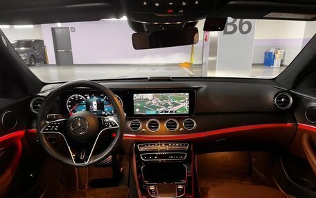 Mercedes-Benz E-Класс, 2023 год, 4 180 000 рублей, 7 фотография