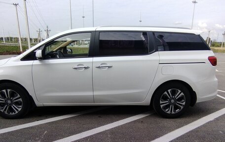 KIA Carnival III, 2020 год, 3 000 000 рублей, 3 фотография