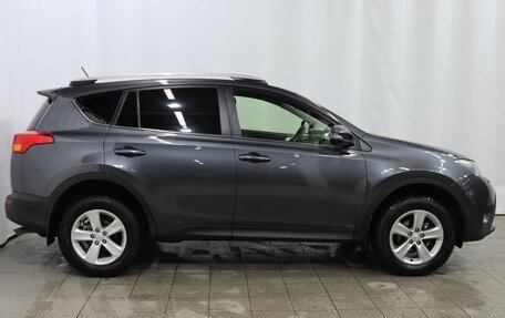 Toyota RAV4, 2014 год, 1 890 000 рублей, 7 фотография