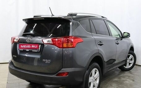 Toyota RAV4, 2014 год, 1 890 000 рублей, 4 фотография