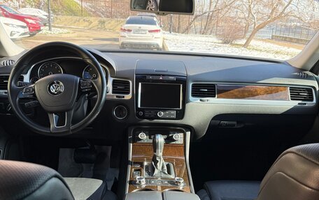 Volkswagen Touareg III, 2014 год, 2 950 000 рублей, 8 фотография