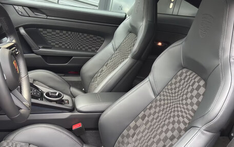 Porsche 911, 2026 год, 24 000 000 рублей, 20 фотография