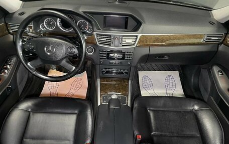 Mercedes-Benz E-Класс, 2012 год, 1 549 000 рублей, 14 фотография